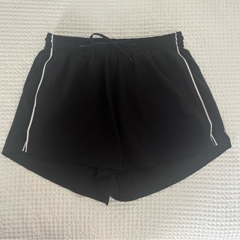 Lululemon Court Rival High-Rise Short 3”